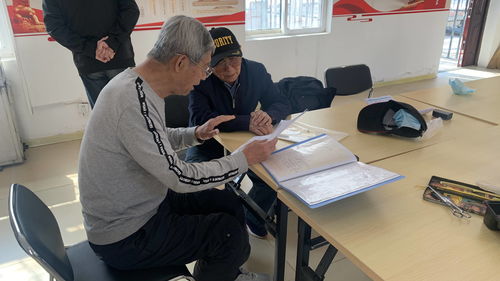 我為群眾辦實事 青島市北區(qū)興隆路街道開展為老服務公益理發(fā)活動